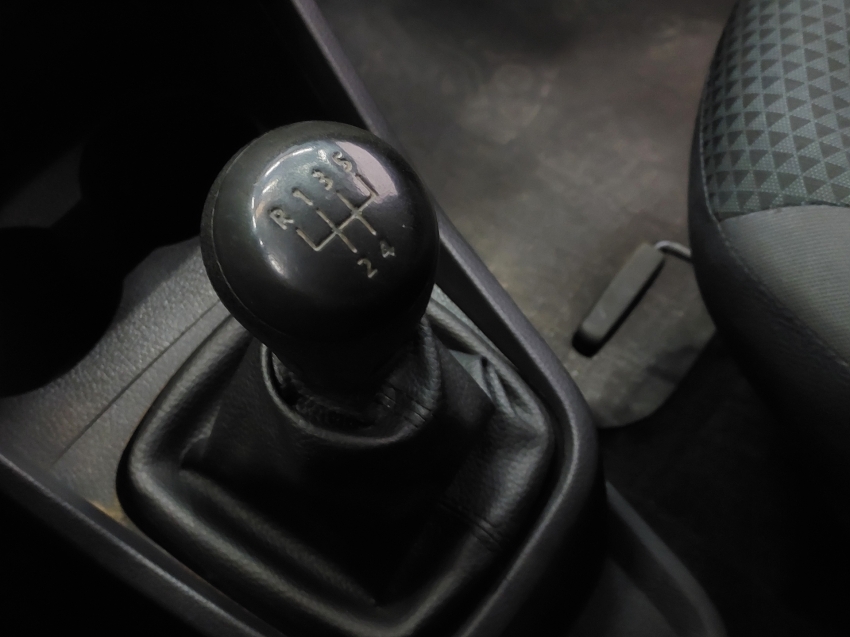 volkswagen gol 1.0 12v mpi totalflex 4p manual flex 202313