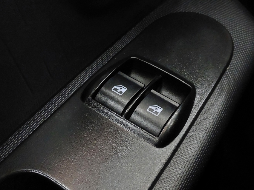 fiat mobi 1.0 evo flex like. manual 4p 202314