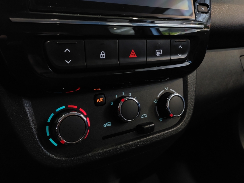 renault kwid 1.0 12v sce flex intense manual 4p 202411