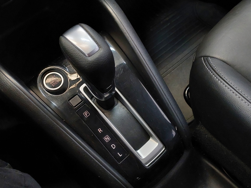 nissan kicks 1.6 16v flexstart sv 4p xtronic flex automatico 201814