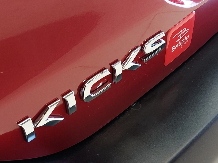 nissan kicks 1.6 16v flexstart sv 4p xtronic flex automatico 201818