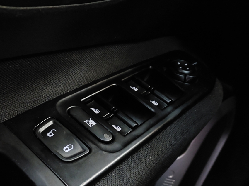 jeep renegade 1.8 16v flex 4p automatico 202017