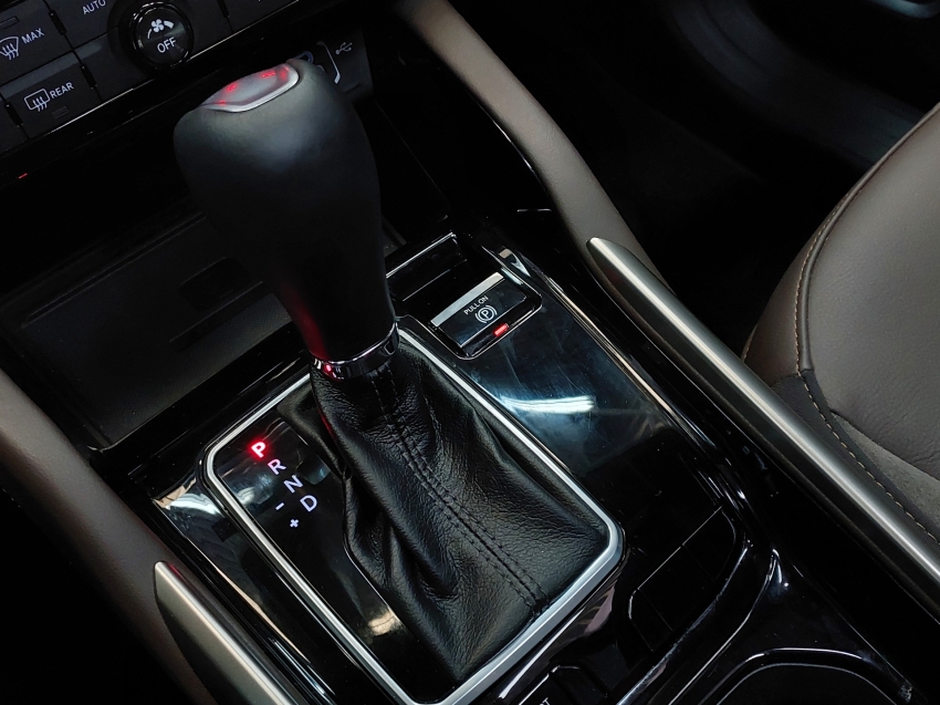 jeep commander 1.3 t270 turbo flex overland at6 4p automatico 202618