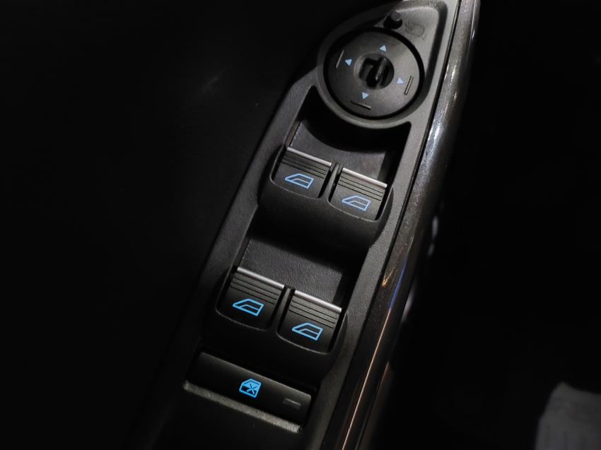 ford focus 2.0 titanium plus 16v flex 4p powershift automatico 201619