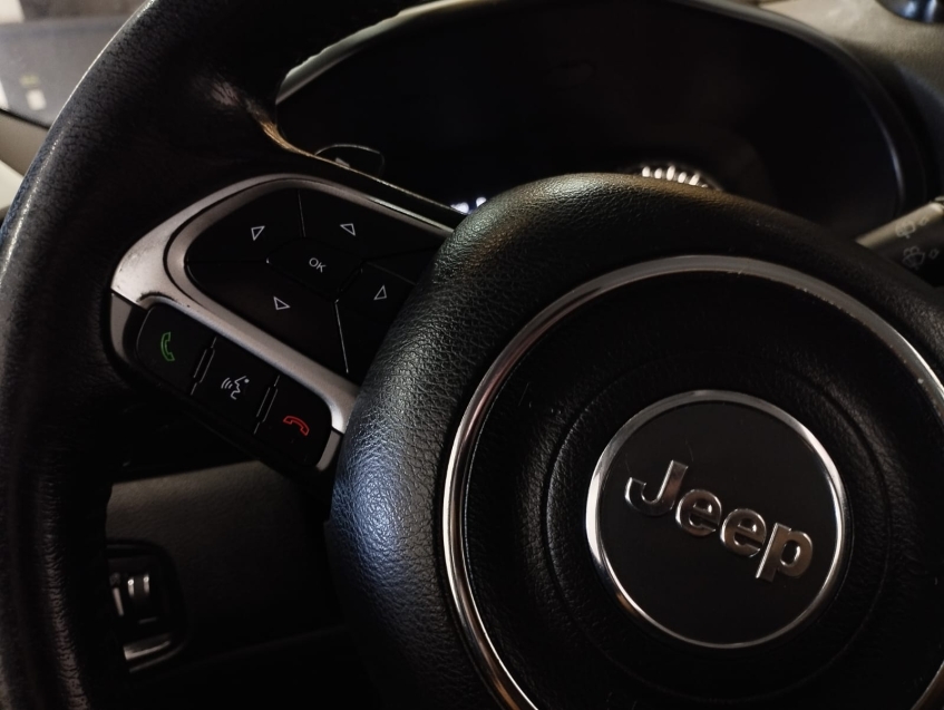 jeep renegade 2.0 16v turbo diesel longitude 4p 4x4 automatico 201917