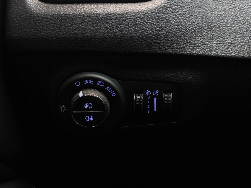 jeep compass 2.0 16v diesel longitude 4x4 automatico 4p 201819