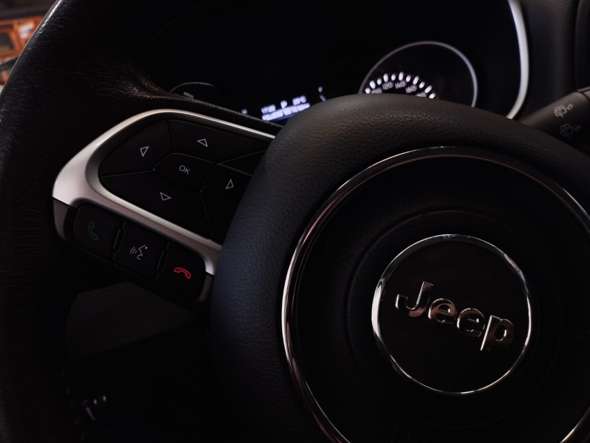 jeep compass 2.0 16v flex longitude automatico 4p 201817