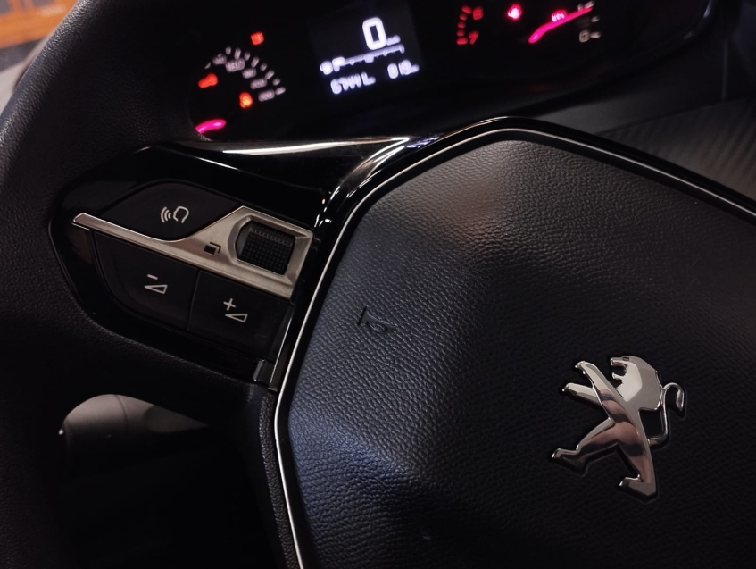 peugeot 208 1.0 firefly flex style manual 4p 202418