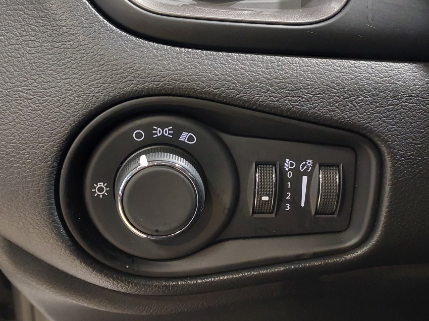 jeep renegade 1.3 t270 turbo flex sport at6 4p automatico 202217