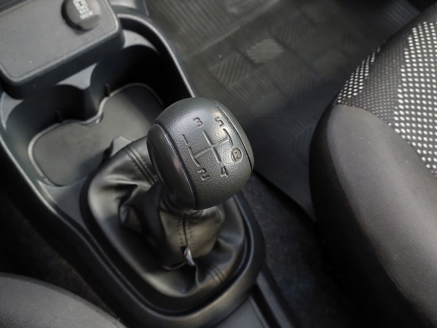 fiat mobi 1.0 evo flex like. manual 4p 202210