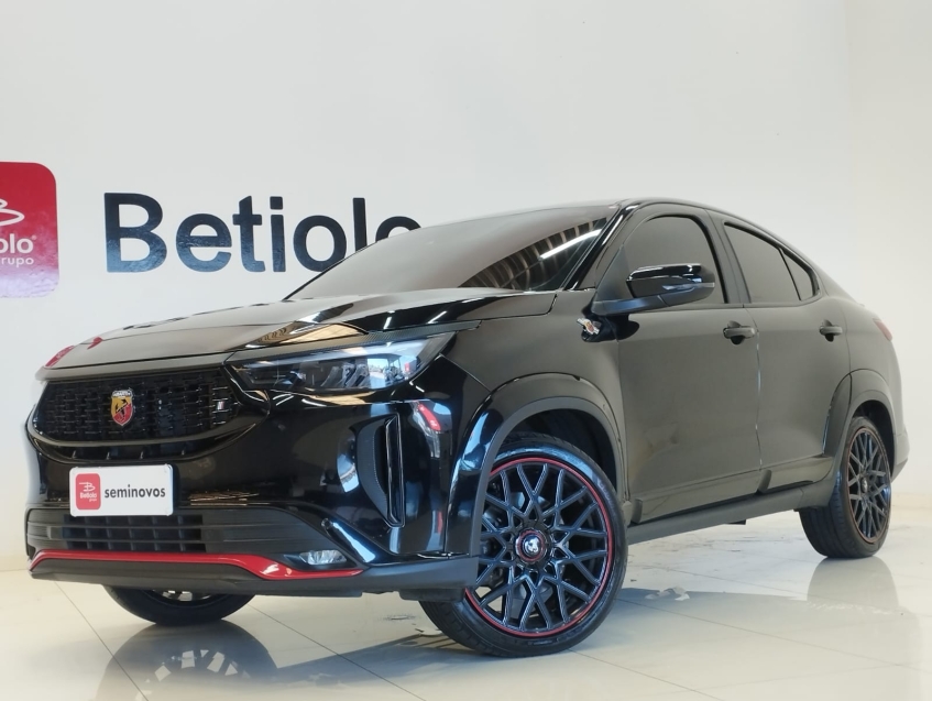 fiat fastback 1.3 turbo 270 flex abarth at6 4p automatico 2025