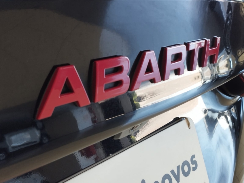 fiat fastback 1.3 turbo 270 flex abarth at6 4p automatico 202518