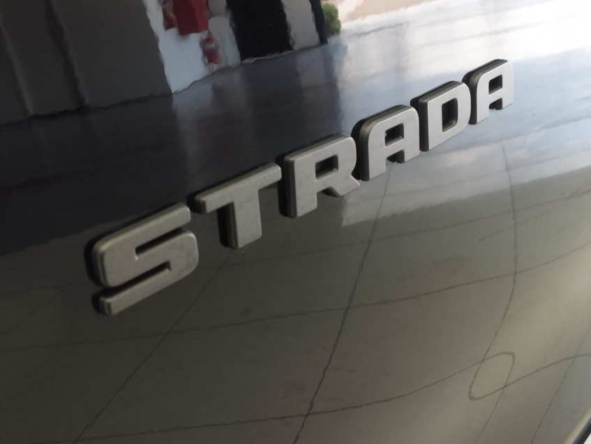 fiat strada 1.0 turbo 200 flex ultra cd cvt 4p automatico 202420