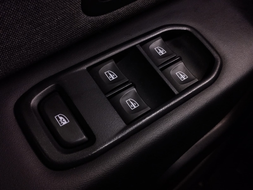 renault duster 1.6 16v sce flex intense x-tronic 4p automatico 202317