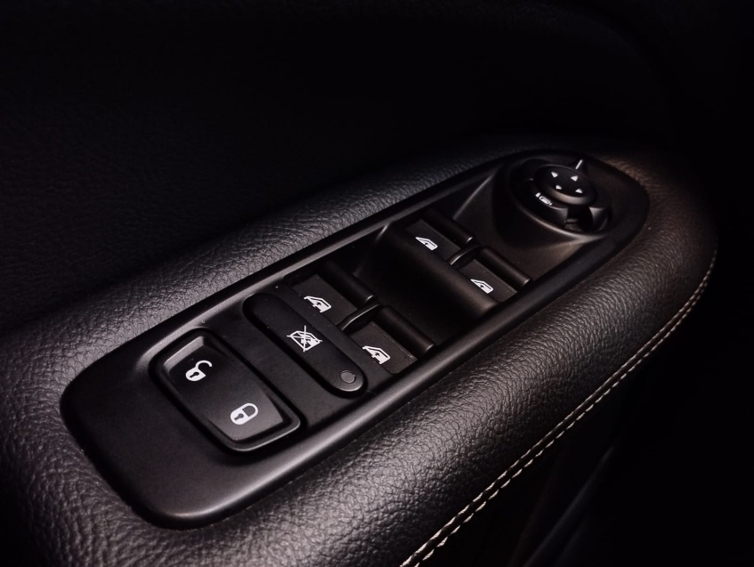 fiat toro 1.3 turbo 270 flex volcano at6 4p automatico 202520