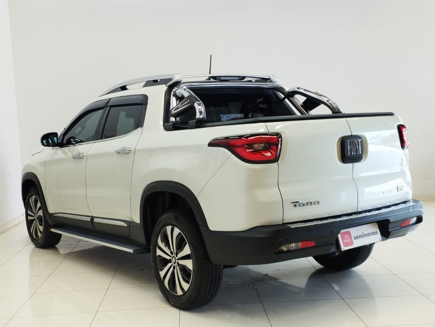 fiat toro 1.3 turbo 270 flex volcano at6 4p automatico 20253