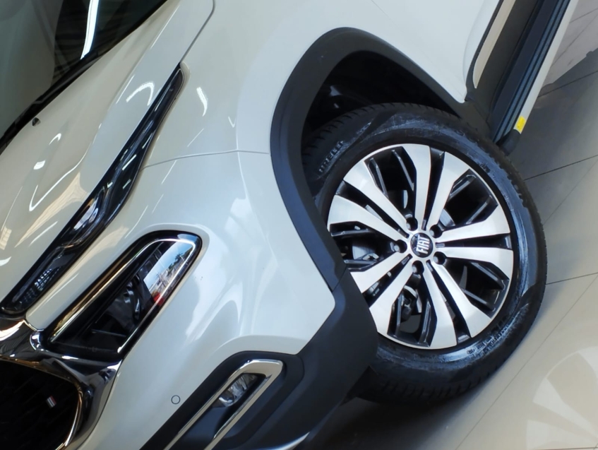 fiat toro 1.3 turbo 270 flex volcano at6 4p automatico 202524