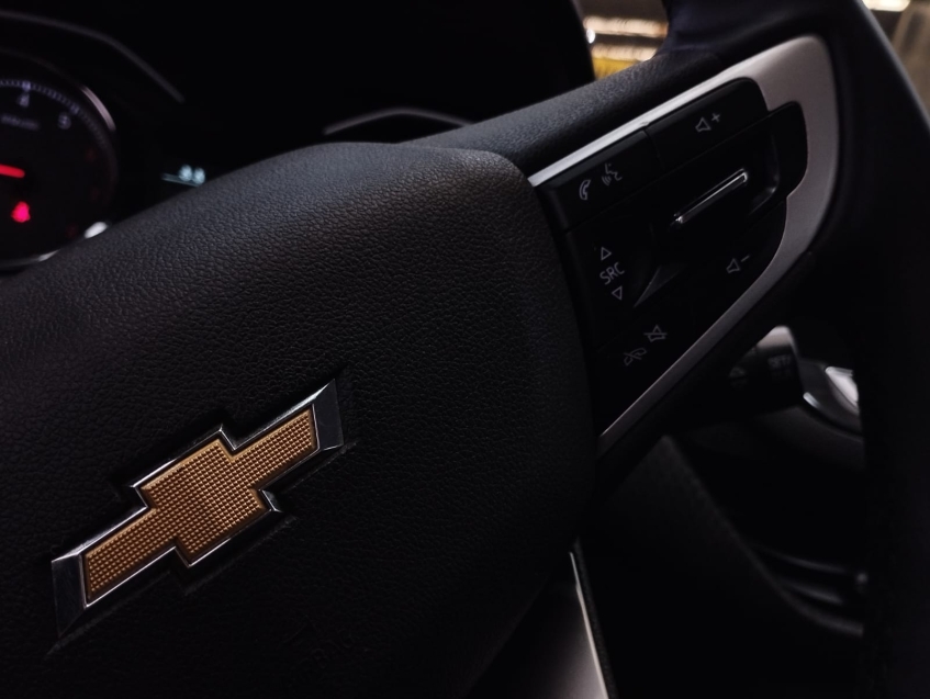 chevrolet onix 1.0 turbo flex ltz automatico 4p 202015