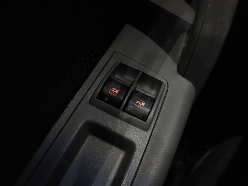 fiat palio 1.6 mpi essence 16v flex 4p manual 201314