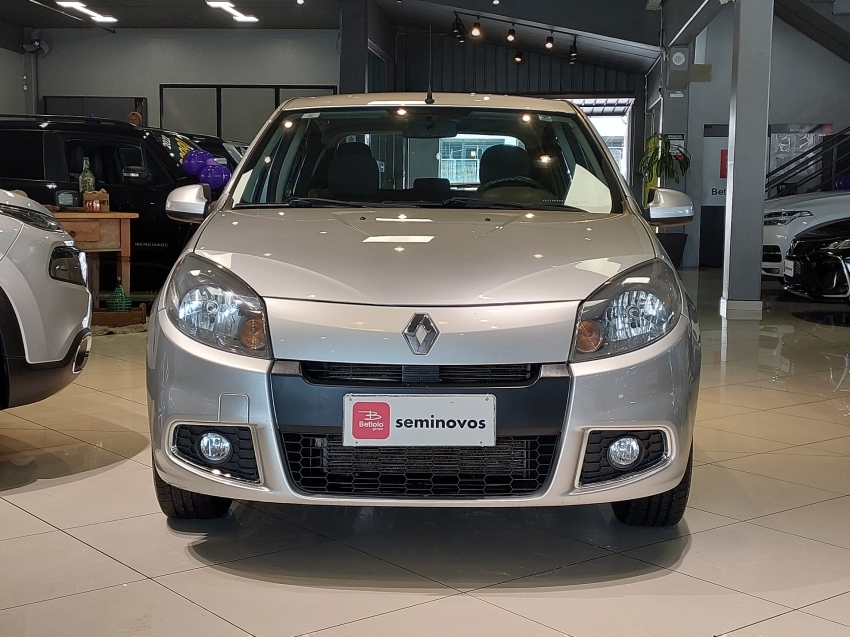 renault sandero 1.6 privilege 16v flex 4p automatico 20142