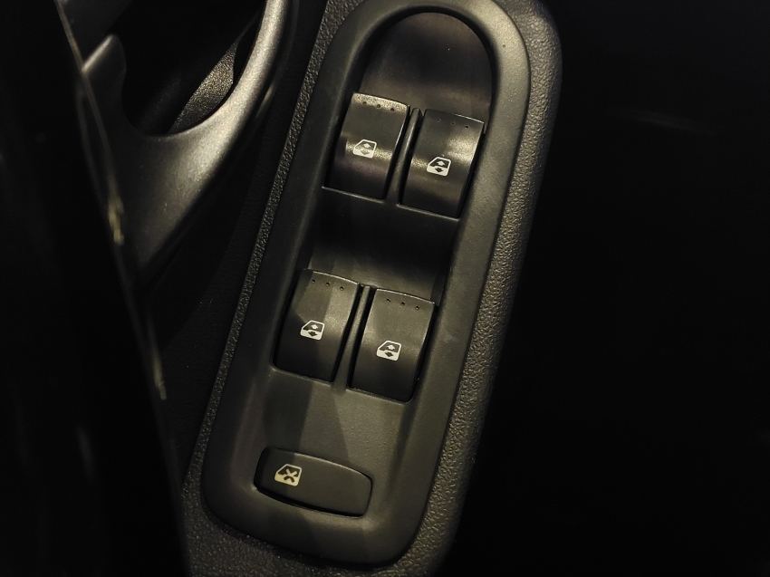 renault sandero 1.6 privilege 16v flex 4p automatico 201415