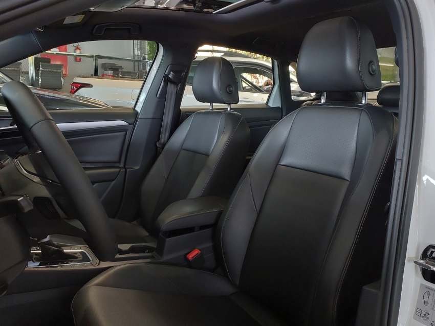 volkswagen jetta 1.4 250 tsi total flex r-line tiptronic 4p automatico 20188