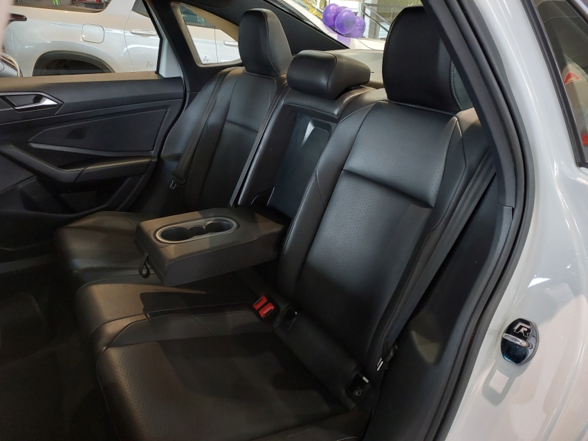 volkswagen jetta 1.4 250 tsi total flex r-line tiptronic 4p automatico 20189