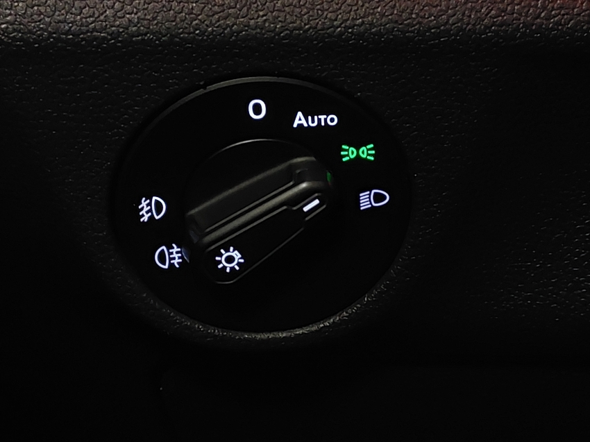 volkswagen jetta 1.4 250 tsi total flex r-line tiptronic 4p automatico 201823