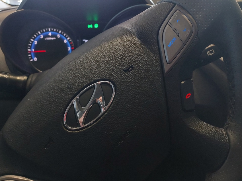 hyundai hb20x 1.6 16v style flex 4p automatico 201715