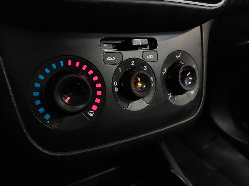 fiat punto 1.8 sporting 16v flex 4p manual 201312