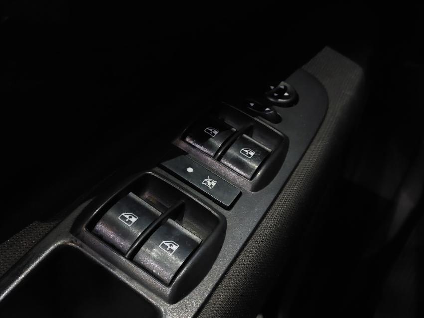 fiat punto 1.8 sporting 16v flex 4p manual 201317