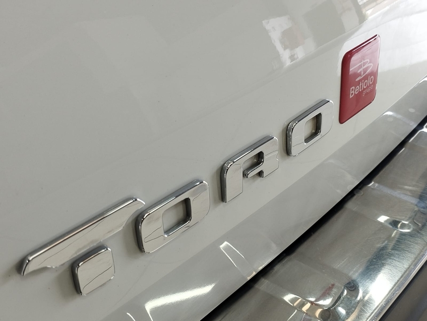 fiat toro 1.8 16v evo flex freedom at6 4p automatico 202117