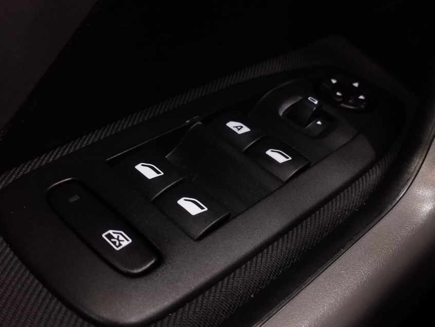 peugeot 208 1.6 active pack 16v flex 4p automatico 202013