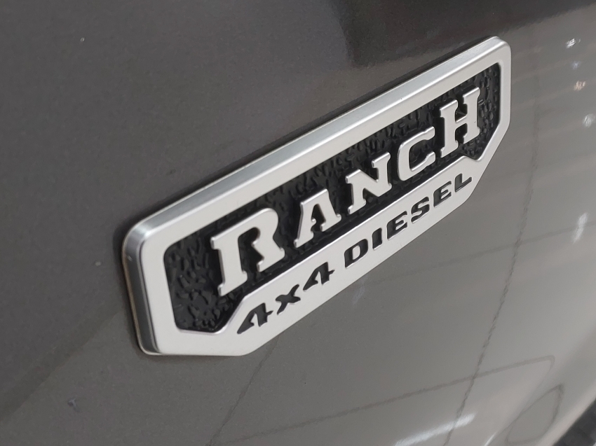 fiat toro 2.0 16v turbo diesel ranch 4wd at9 4p automatico 202424