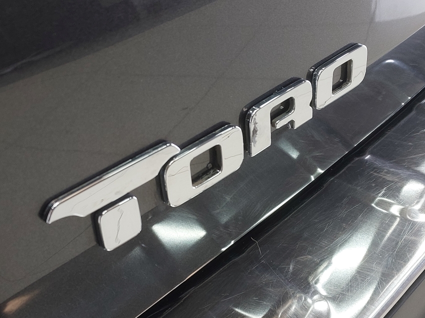 fiat toro 2.0 16v turbo diesel ranch 4wd at9 4p automatico 202423