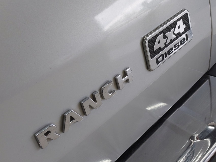 fiat toro 2.0 16v turbo diesel ranch 4wd at9 4p automatico 202324