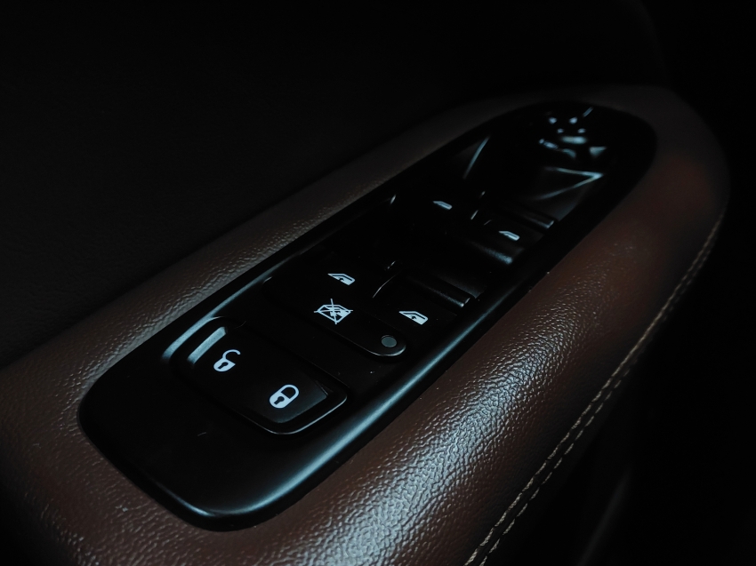 fiat toro 2.0 16v turbo diesel ranch 4wd at9 4p automatico 202321