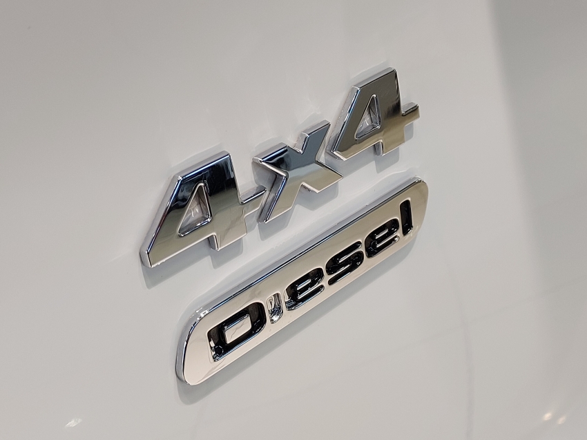 fiat toro 2.0 16v turbo diesel volcano 4wd at9 4p automatico 202027