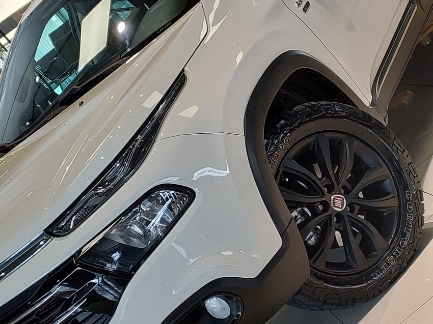 fiat toro 2.0 16v turbo diesel volcano 4wd at9 4p automatico 202028