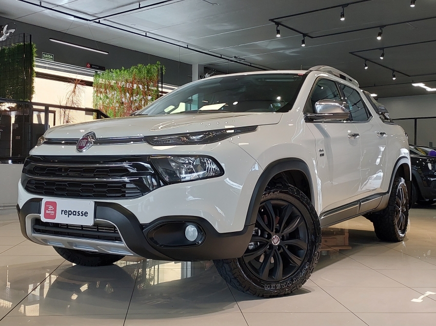 fiat toro 2.0 16v turbo diesel volcano 4wd at9 4p automatico 20202