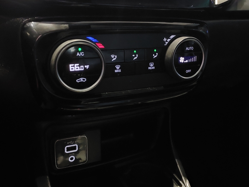 fiat strada 1.3 firefly flex volcano cd cvt 4p automatico 202511