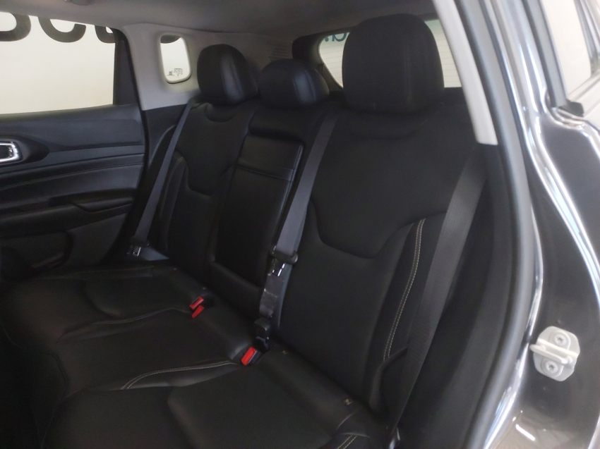 jeep compass 1.3 t270 turbo flex longitude at6 4p automatico 20239