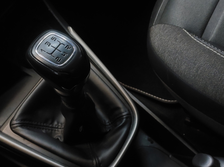 fiat strada 1.3 firefly flex volcano cd manual 4p 202413