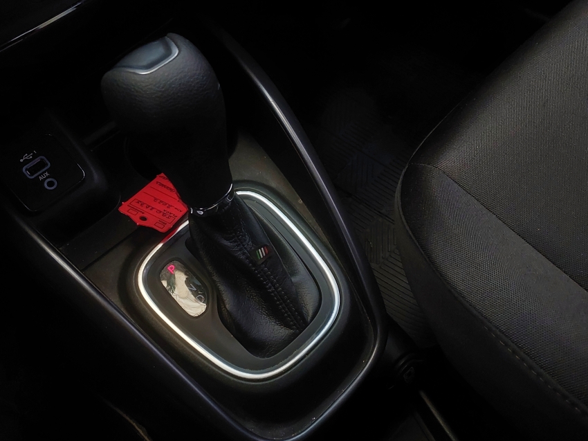 fiat cronos 1.3 flex drive s-design automatico 4p 202313