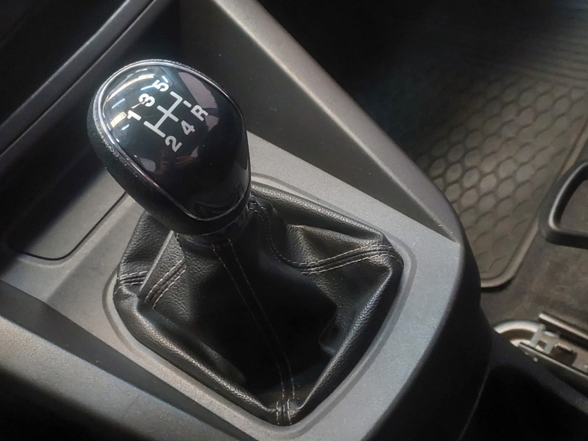 ford ka + 1.5 sigma flex se plus manual 4p 201613