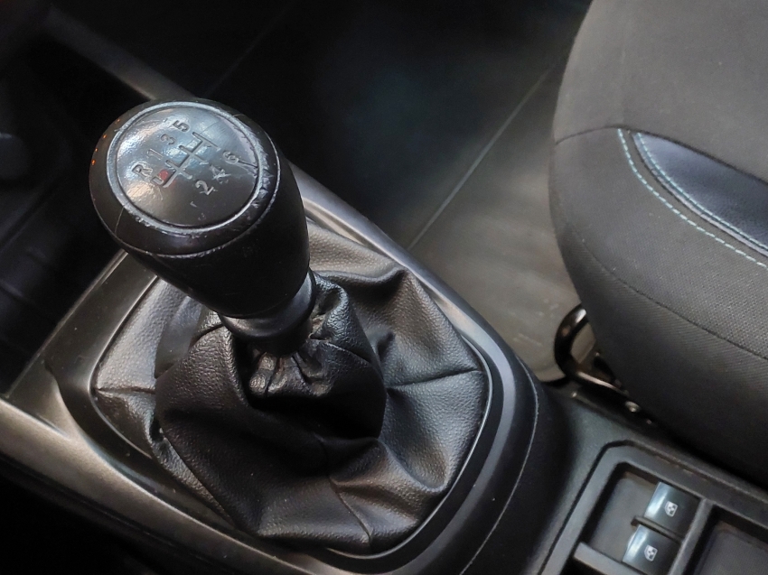 chevrolet onix 1.0 flex manual 4p 202115