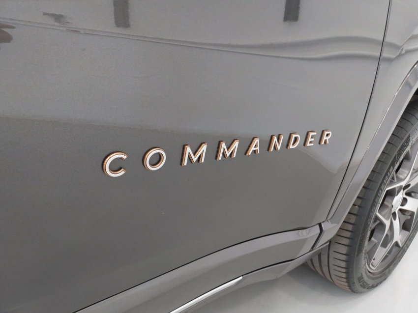 jeep commander 1.3 t270 turbo flex overland at6 4p automatico 202221