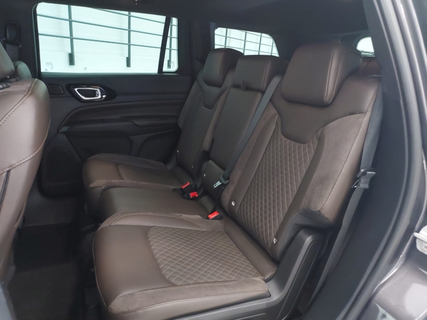 jeep commander 1.3 t270 turbo flex overland at6 4p automatico 20228