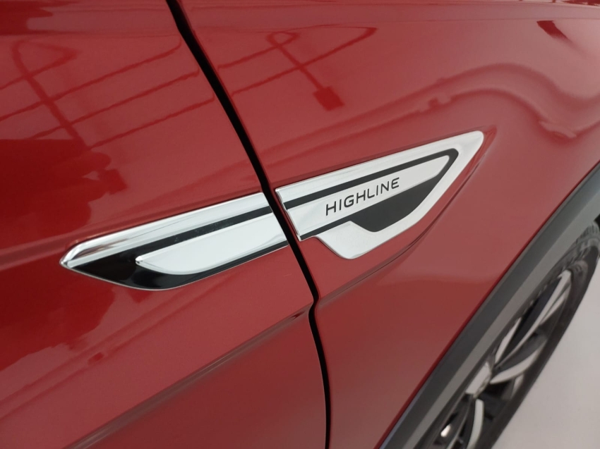 volkswagen nivus 1.0 200 tsi total flex highline automatico 4p 202219