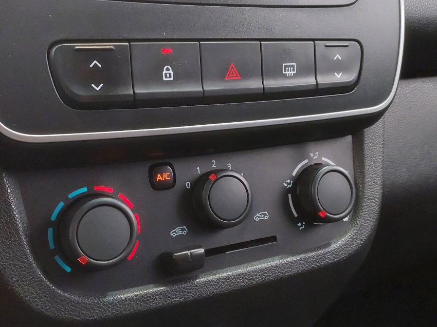 renault kwid 1.0 12v sce flex zen manual 4p 202011